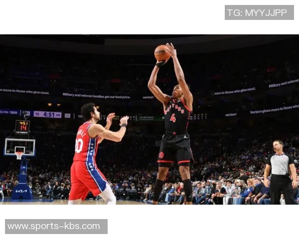 海斯失误频频巴恩斯抢断助福克斯轻松反击得分 海斯失误频频巴恩斯抢断助福克斯轻松反击得分